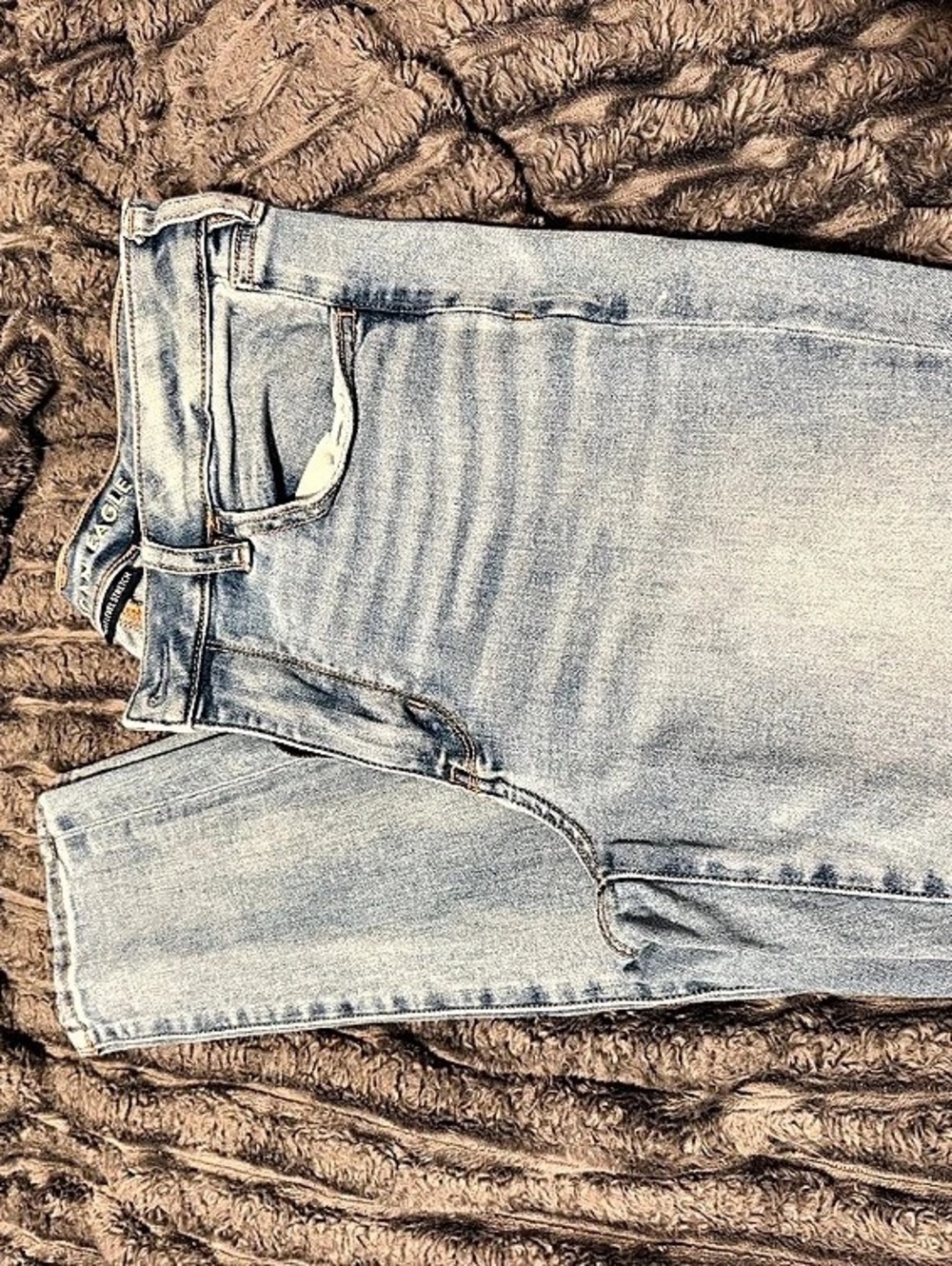 American Eagle Women's Blue Skinny Jean